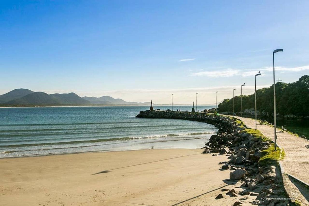 Apart 200M Da Praia, Estacionamento, A/C Florianópolis Dış mekan fotoğraf